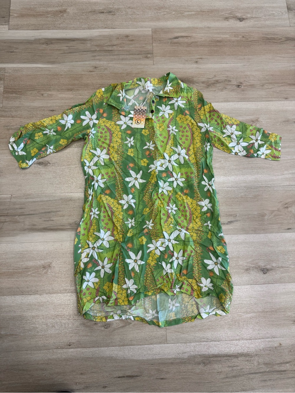 Leikini’s Medoum dress